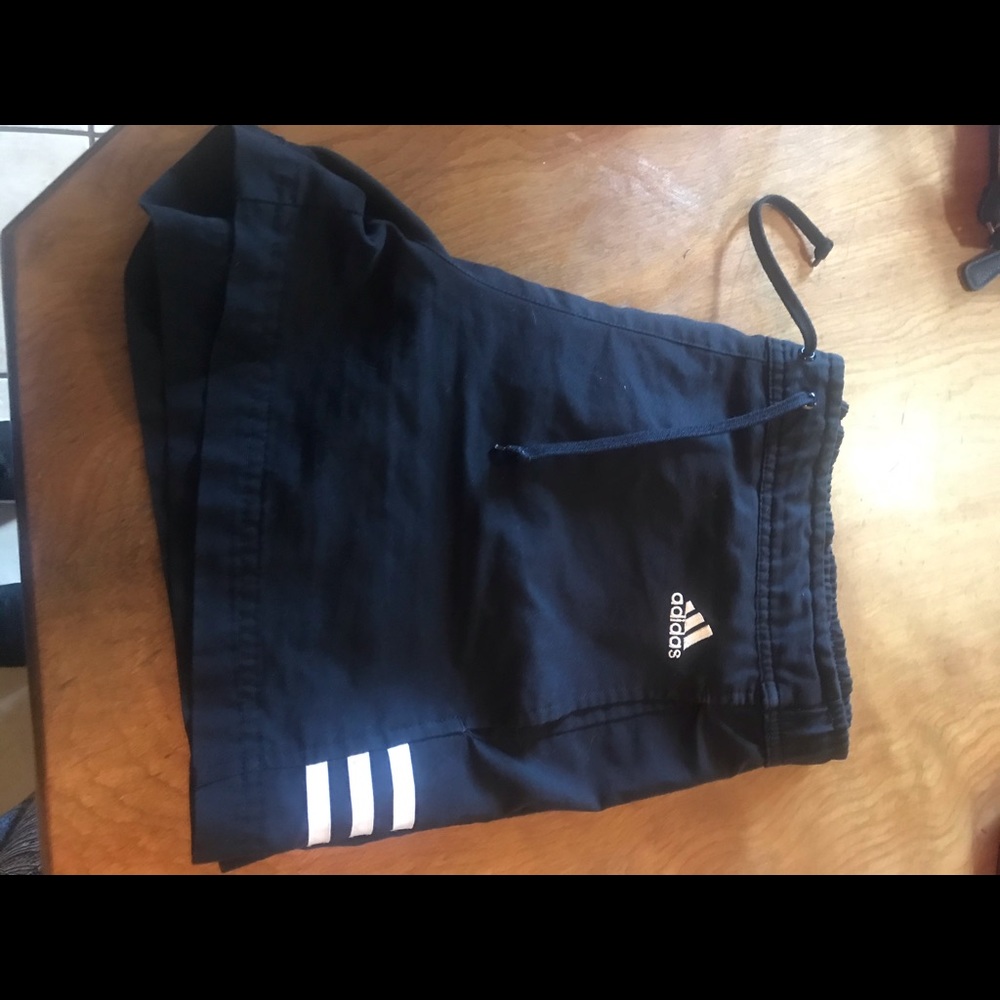Athletic shorts
